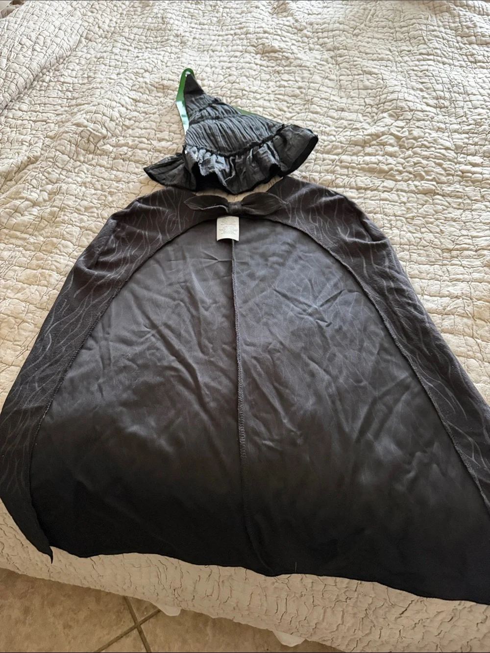 Wicked black cape Textured Long-Sleeve witches  costume  hat dress sz 4-6x new